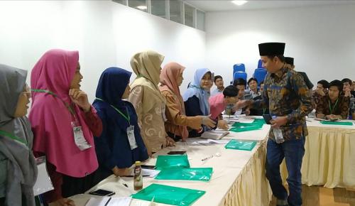 ruspanda-ajak-kader-hmi-manfaatkan-revolusi-40