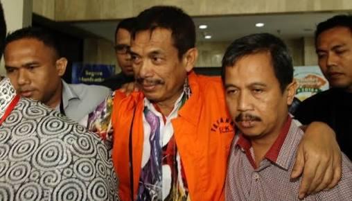 kpk--walikota-madiun-terima-gratifikasi-50-m