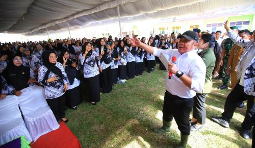 gubernur-sumsel-ajak-guru-bekerja-ikhlas-dan-istiqomah-jaga-marwah-pendidikan