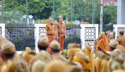 sekda-aprizal--tak-ada-tempat-bagi-asn-pemalas-dan-pelayanan-lambat