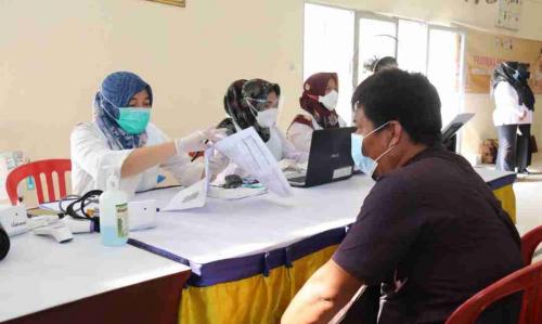 desember-2021-palembang-optimis-vaksinasi-capai-100-persen
