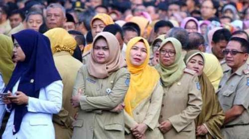 bulan-ini-gaji-ke13-cair-