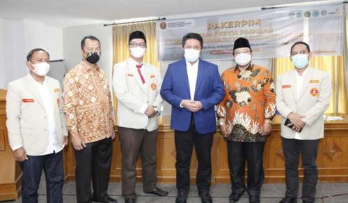 gubernur-ajak-pemuda-muhammadiyah-sumsel-pelihara-kerukunan
