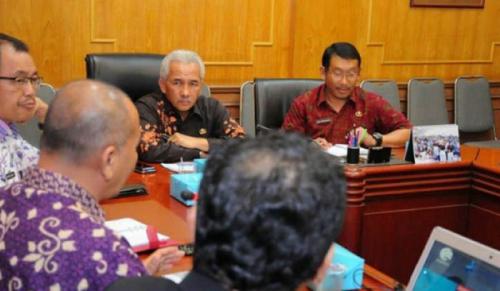 pemkot-palembang-berupaya-tingkatkan-produksi-ikan-sungai-musi