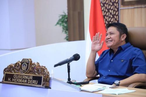 herman-deru--ajak-seluruh-elemen-jaga-spirit-petani-tingkatkan-produksi-panen