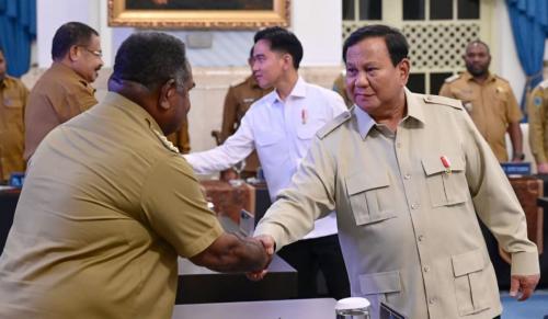 prabowo-targetkan-hentikan-impor-solar-mulai-tahun-depan-papua-disiapkan-mandiri-energi