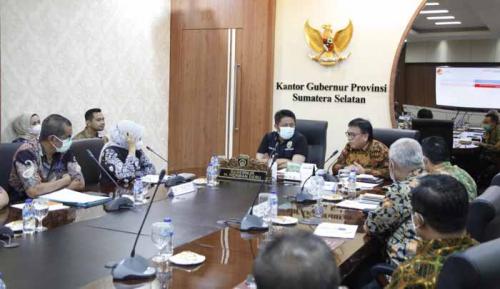hd-optimis-bantuan-gubernur-khusus-mampu-dorong-kesejahteraan-masyarakat-dan-tekan-angka-kemiskinan