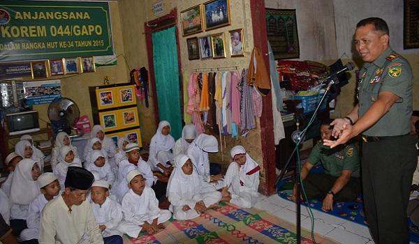 ramadhan-barokah-danrem-anjangsana-ke-panti-asuhan-dan-panti-jompo