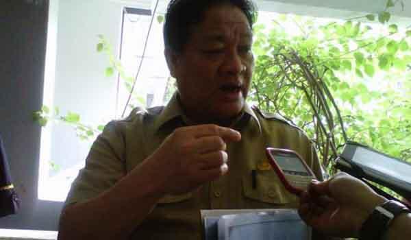 asnawi-p-ratu-tak-tau-prosedur-jadi-dirut-pd-pasar
