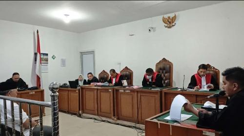 sampaikan-pledoi-ph-tuding-ada-desain-sistematis-untuk-pidanakan-am