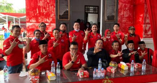 peringati-bulan-bung-karno-pdip-sumsel-dan-palembang-gelar-donor-darahpembagian-sembako