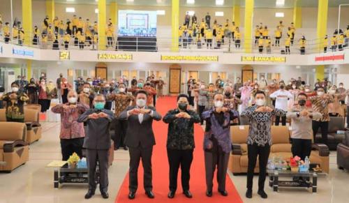 herman-deru-bangga-banyak-alumni-fe-unsri-menjadi-tokoh-nasional