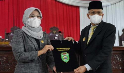 wagub-mawardi-sampaikan-jawaban-terhadap-pandangan-9-fraksi-dprd-sumsel