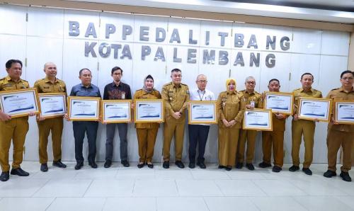 sekda-aprizal-minta-perkuat-sinergi-ekonomi-palembang-2026-ditarget-diatas-582-persen-