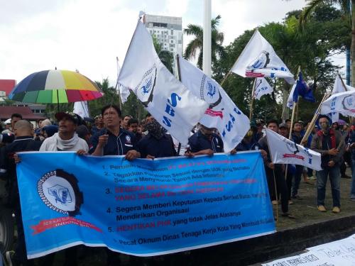 upah-buruh-di-palembang-tak-layak