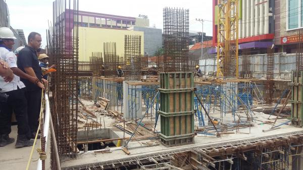 fasum-rusak-pembangunan-hotel-ibis-disoal