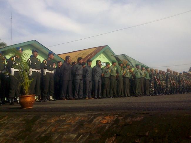 2500-personil-gabungan-tnipolri-amankan-jokowi
