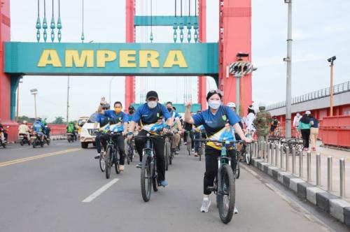 launching-sumsel-bugar-herman-deru-ajak-warga-sumsel-gemar-olahraga