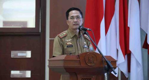 ratu-dewa-berikan-kuliah-umum-di-hadapan-mahasiswa-ut