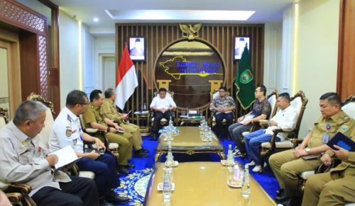 gubernur-hd-dukung-perbanyak-charging-station-kendaraan-listrik-di-sumsel
