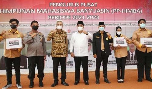 mawardi-yahya-beri-atensi-khusus-himba-majukan-pembangunan-daerah