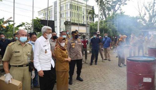 pemprov-sumsel-musnahkan--1384-berkas-arsip--in-aktif-tidak-benilai-guna