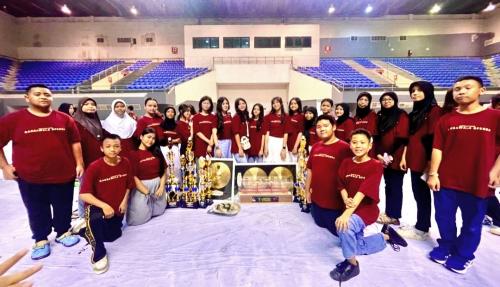 pimpinan-dan-anggota-dprd-dukung-penuh-marching-band-smpn-1-palembang-berlaga-ditingkat-nasional