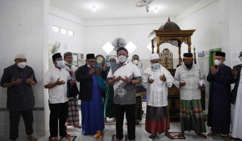 gubernur-persilahkan-masyarakat-ibadah-ramadhan-berjamaah-asal-disiplin-prokes