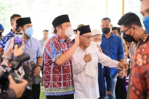 herman-deru-ajak-para-kades-kompak -layani-warga-1-x-24-jam