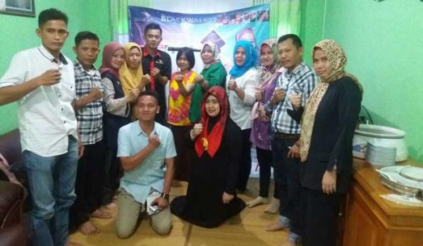ajak-kemandirian-ekonomi-dengan-modal-rp100-ribu