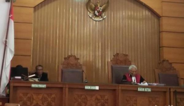 setnov-menang-praperadilan-status-tersangka-dinyatakan-gugur