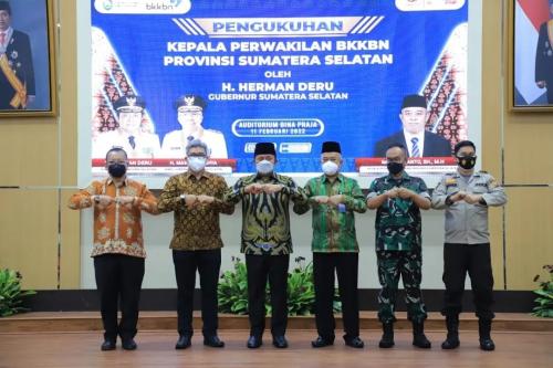 herman-deru-kenalkan-gsmp-ke-kepala-bkkbn-sumsel-baru-untuk-tekan-angka-stunting