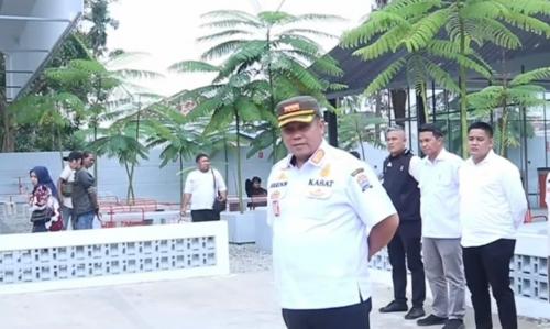 tak-miliki-izin-satpol-pp-kota-palembang-segel-koat-coffe