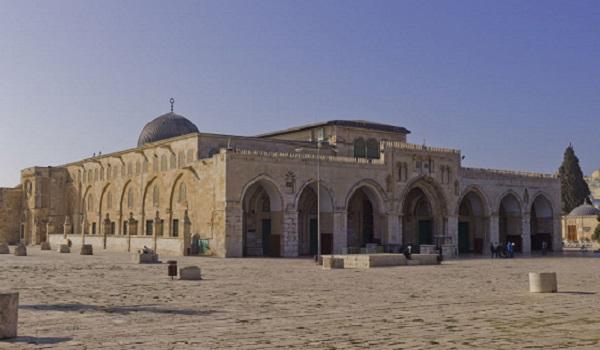 polisi-israel-memasuki-masjid-alaqsa