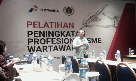 gandeng-pwi-pertamina-fasilitasi-pelatihan-profesionalisme-wartawan