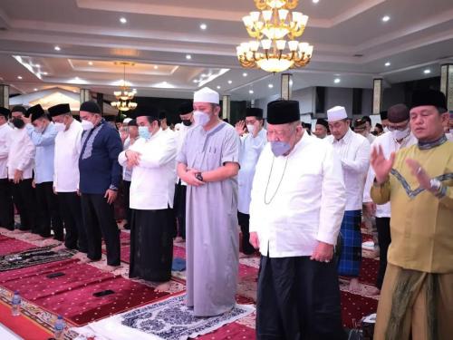 herman-deru--bulan-suci-ramadhan-momentum-mempererat-silaturahmiÂ 