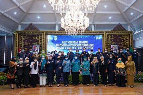 herman-deru-tekankan-semuaÂ stakeholder-terlibat-langsung-sukseskan-gsmp