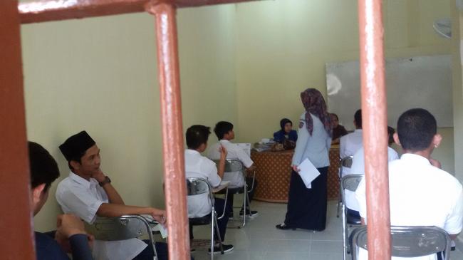 lapas-tahanan-anak-klas-1-pakjo-mengikutsertakan-14-anak-binaan-dalam-ujian-nasional-tahun-ini