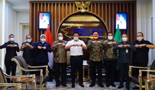 wujudkan-sumsel-mandiri-pangan-herman-deru-gandeng--perbankan