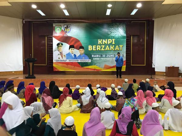 knpi-sumsel-bukber-1000-anak-yatim