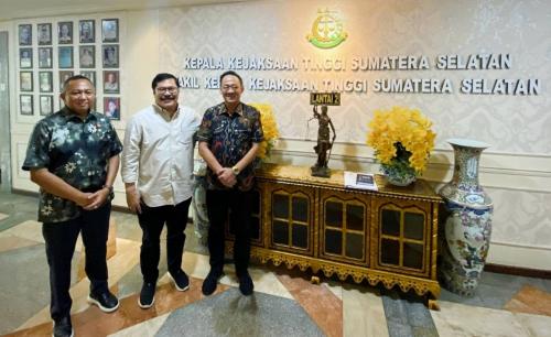 jaga-marwah-dan-keadilan-pesan-eks-jam-intel-kejagung-jan-maringka-kepada-kajati-sumsel