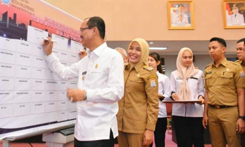 harnojoyo-tantadatangani-peluncuran-aplikasi-hallo-palembang