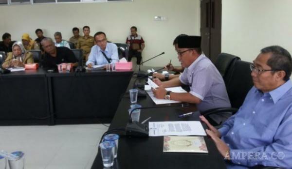 bekas-karyawan-hotel-sandjaja-tuntut-keadilan