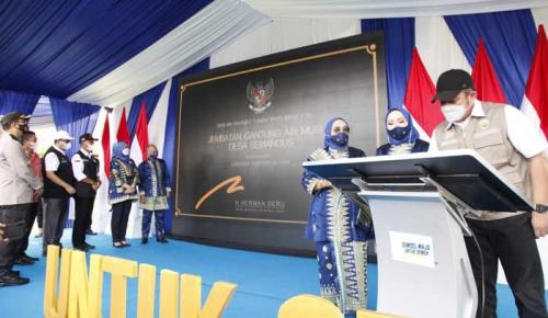 gubernur-herman-deru-resmikan-46-kegiatan-infrastruktur-di-musi-rawas