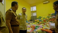 aksi-peduli-asn-palembang-bagi-warga-terdampak-asap-karhutla-kumpulkan-22-ton-beras