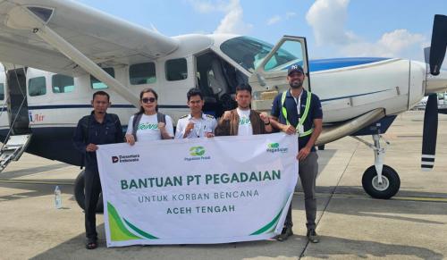 kirim-1-ton-bantuan-logistik-ke-aceh-pegadaian-tembus-wilayah-terisolir-dengan-pesawat-carter