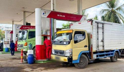 pertamina-apresiasi-kebijakan-baru-pengaturan-pengisian-solar-subsidi-di-palembang
