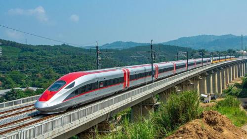 jelang-musim-libur-sekolah-kereta-cepat-whoosh-beri-diskon-hingga-50-untuk-siswa-sekolah