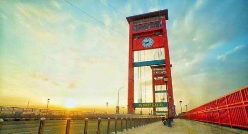 akhir-tahun-jembatan-ampera-ditutup-dari-pukul-22000200-wib