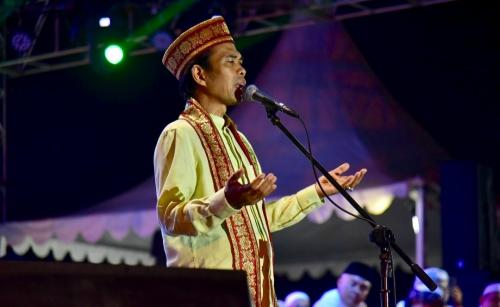 uas-puji-kepemimpinan-rdps-di-malam-peringatan-tahun-baru-islam-dan-100-hari-kerja